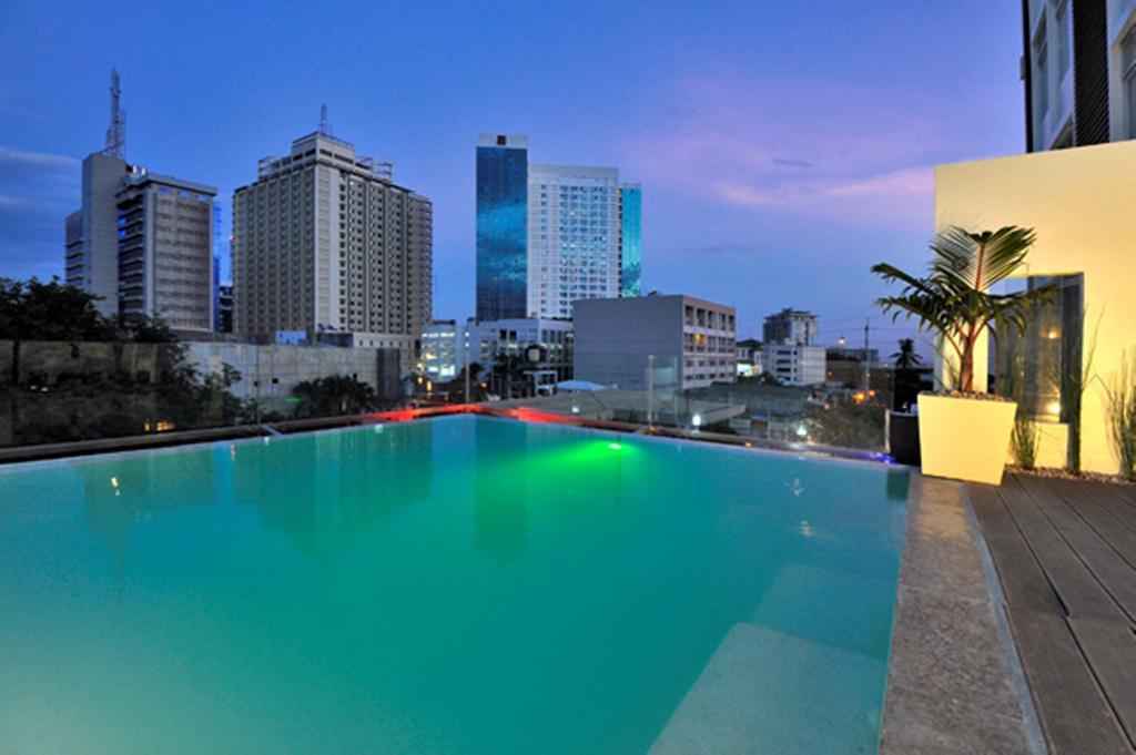 Wellcome Hotel Cebu Exterior photo